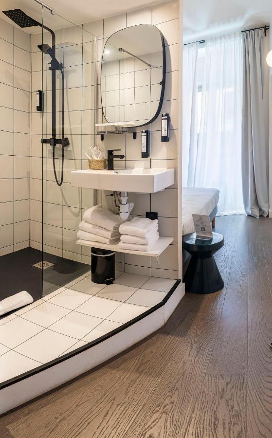 Monsieur Miot Concept Hotel - Bastia Centre Екстериор снимка